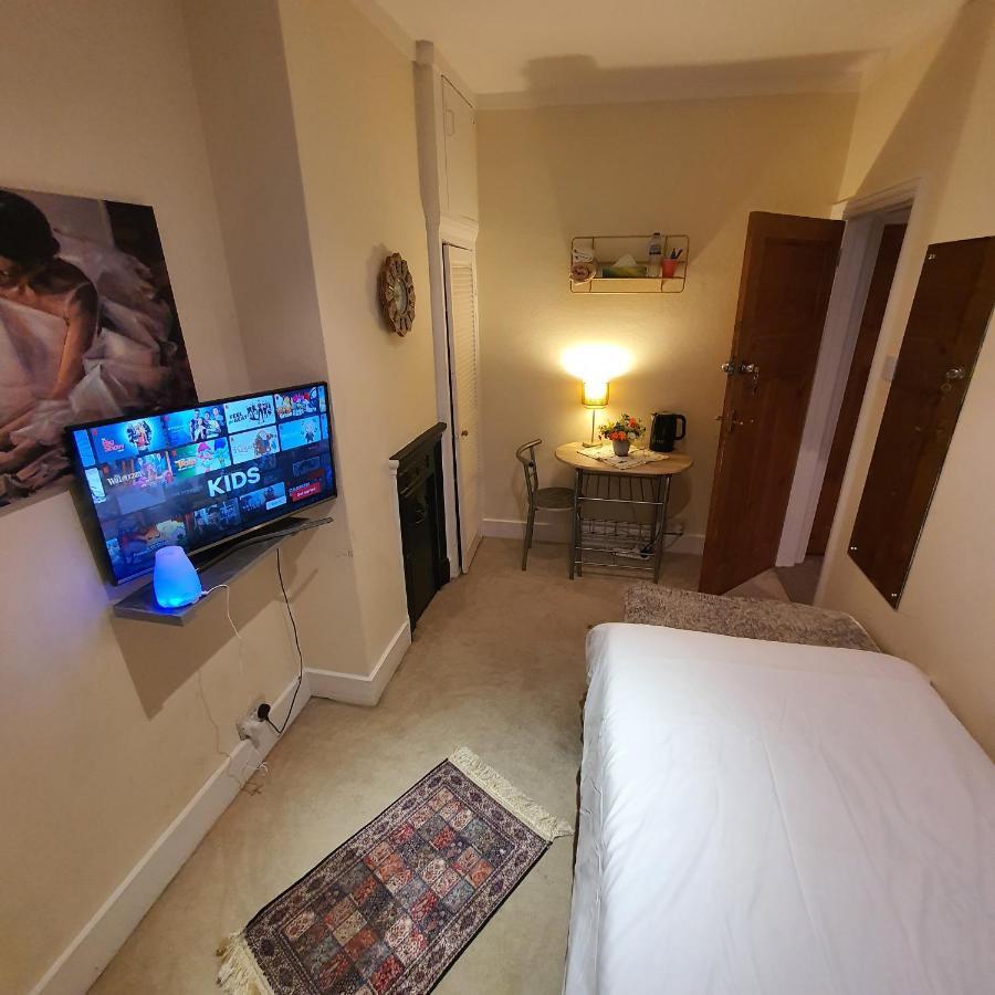 Monalisa Single Room Near Edgware Station Ngoại thất bức ảnh