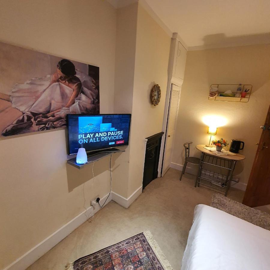 Monalisa Single Room Near Edgware Station Ngoại thất bức ảnh